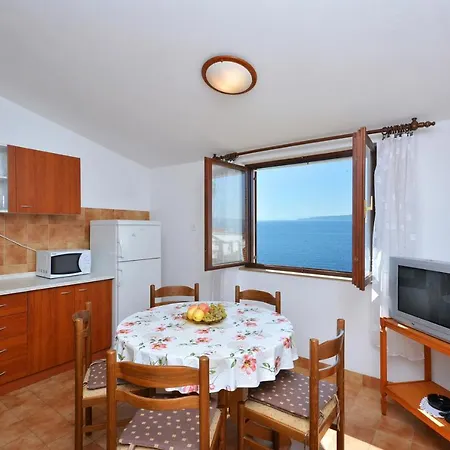 Apartments By The Sea Pisak, Omis - 7521 *