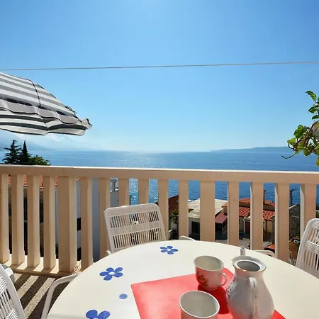 Apartman Apartments By The Sea Pisak, Omis - 7521 Mimice