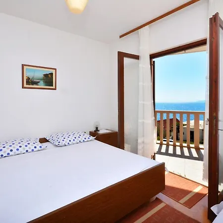 Apartments By The Sea Pisak, Omis - 7521 Apartman Mimice